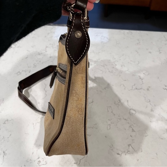 DOONEY & BOURKE Vintage 90s Monogram Crossbody Bag - Picture 11 of 16